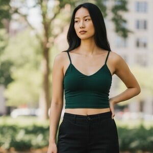 Alo dark green crop top